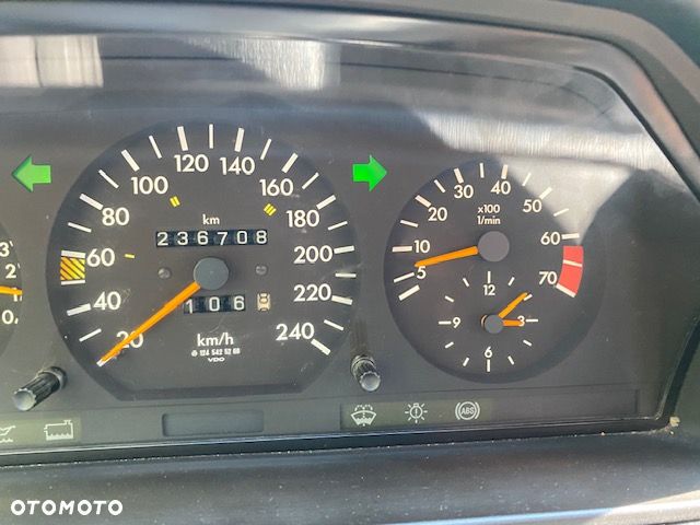 Mercedes-Benz W124 (1984-1993) - 19
