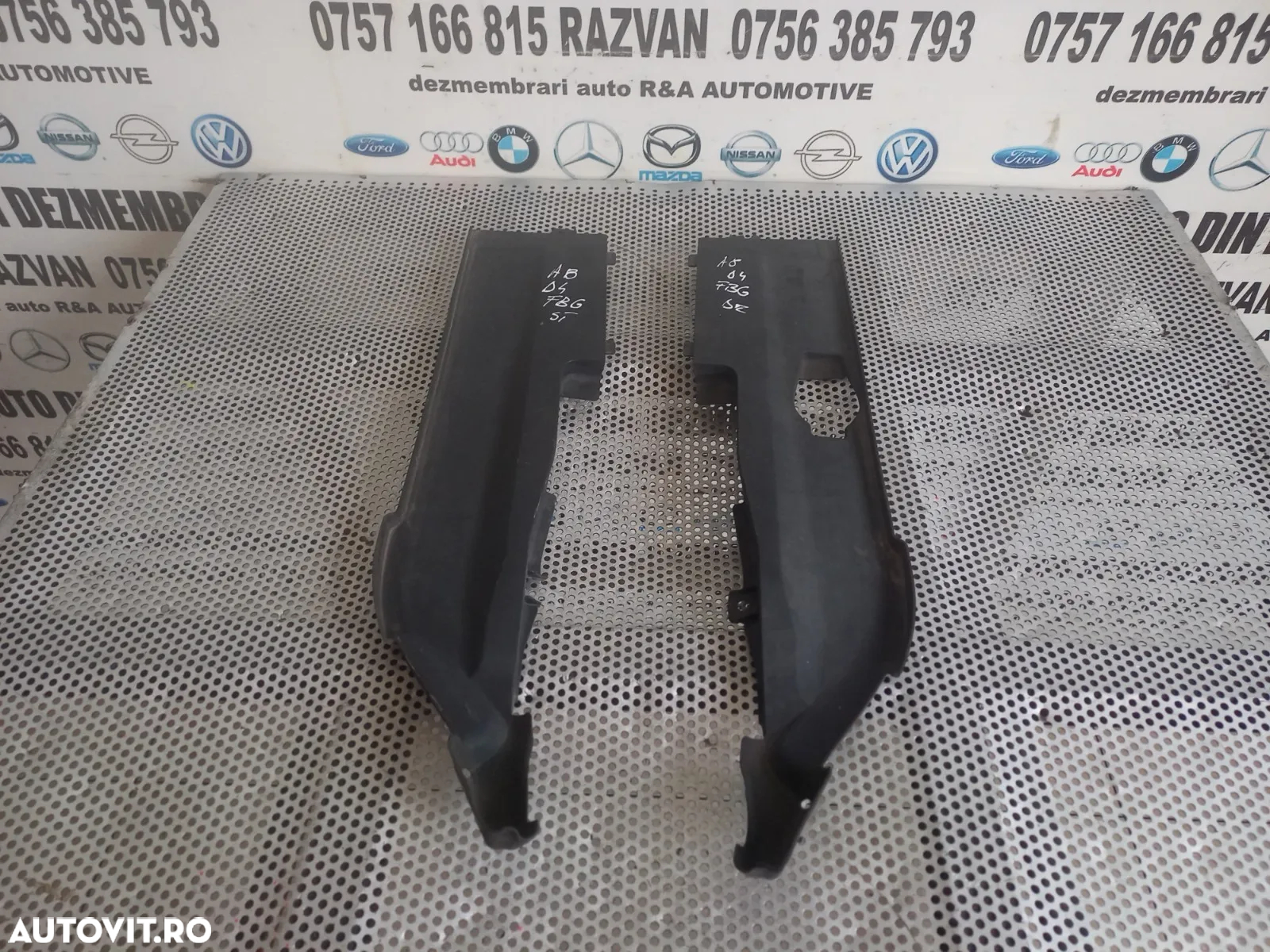 Capac Protectie Grila Stergatoare Audi A8 4H D4 An 2010-2011-2012-2013-2014-2015-2016-2017 Volan St - 7