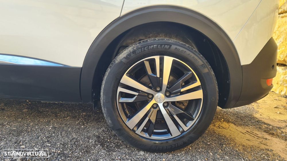 Peugeot 5008 1.5 BlueHDi Allure EAT8 - 56