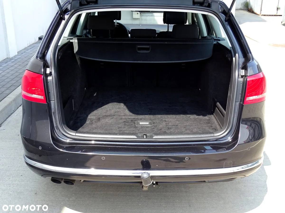Volkswagen Passat 2.0 TDI Comfortline DSG - 14