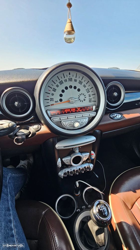 MINI Cabrio Cooper - 10