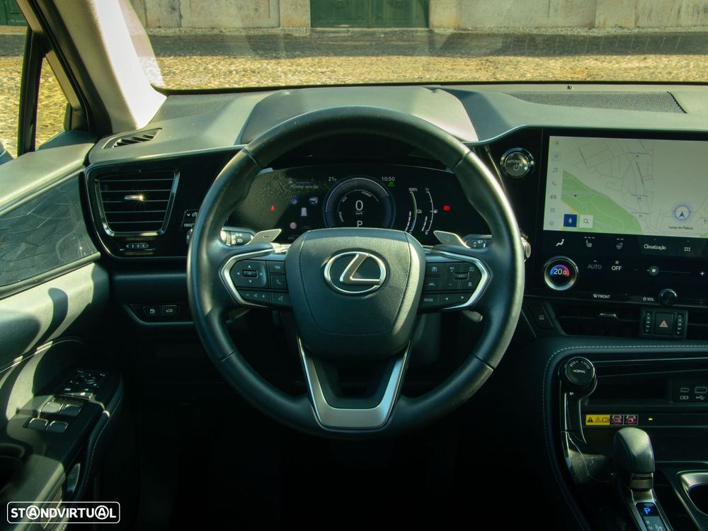 Lexus NX 450h+ Executive Plus - 11