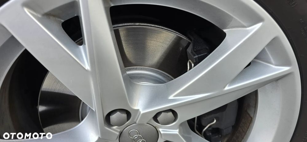 Audi Q3 1.4 TFSI S tronic - 23