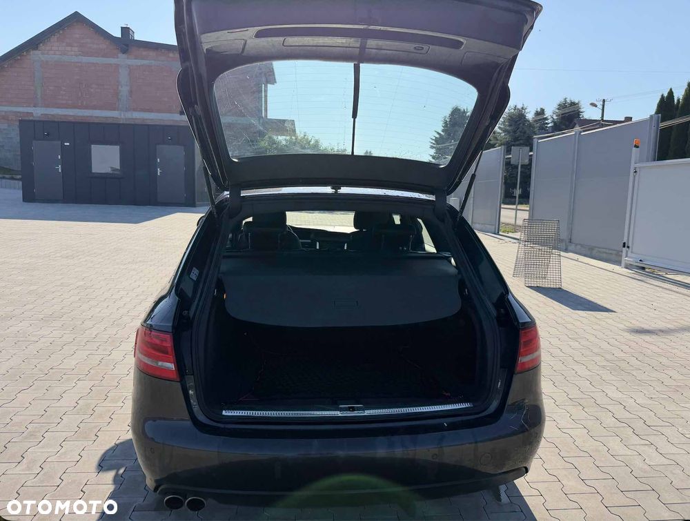 Audi A4 Avant - 9
