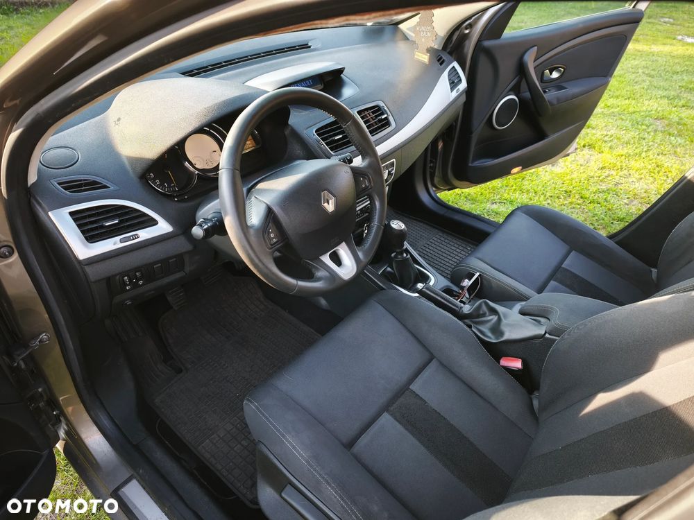 Renault Megane 1.6 16V Color Edition - 6