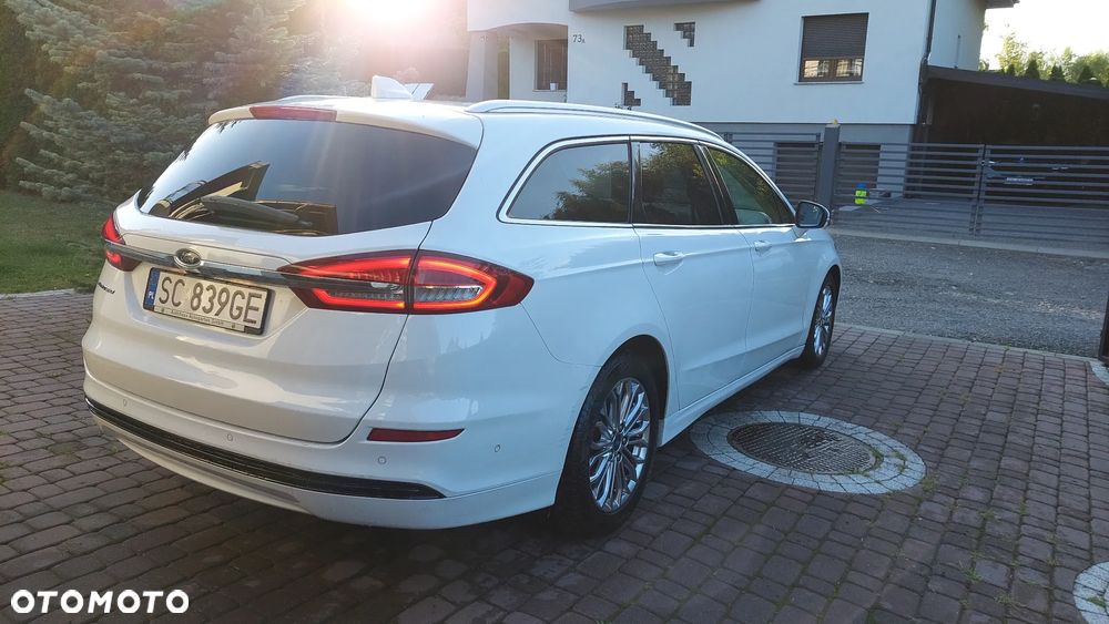 Ford Mondeo 2.0 EcoBlue Titanium - 16