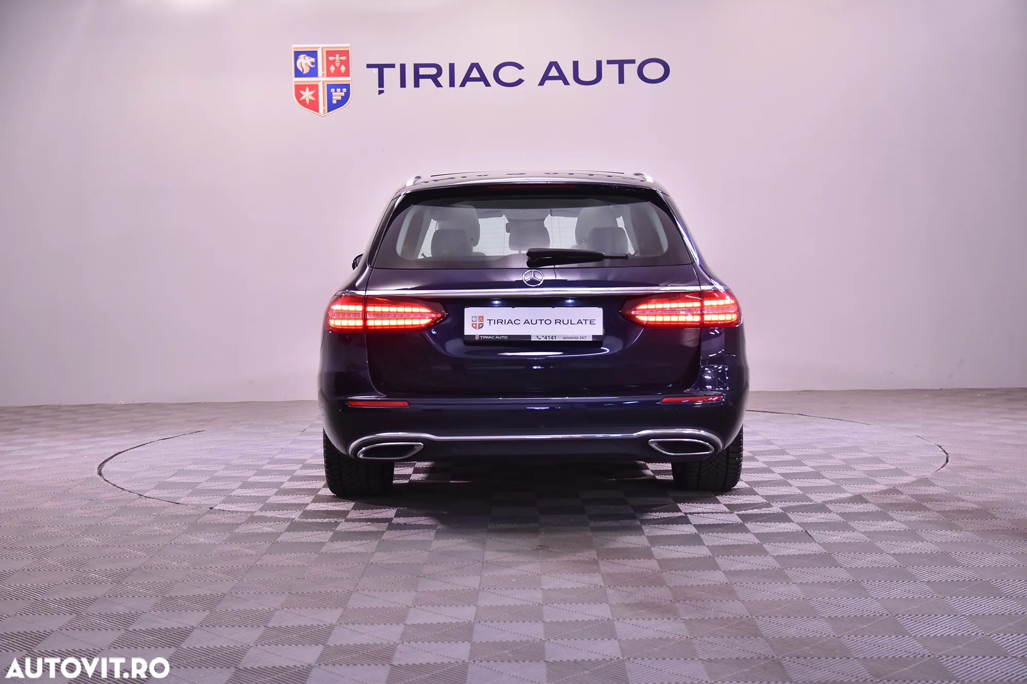 Mercedes-Benz E 300 de T 9G-TRONIC - 4