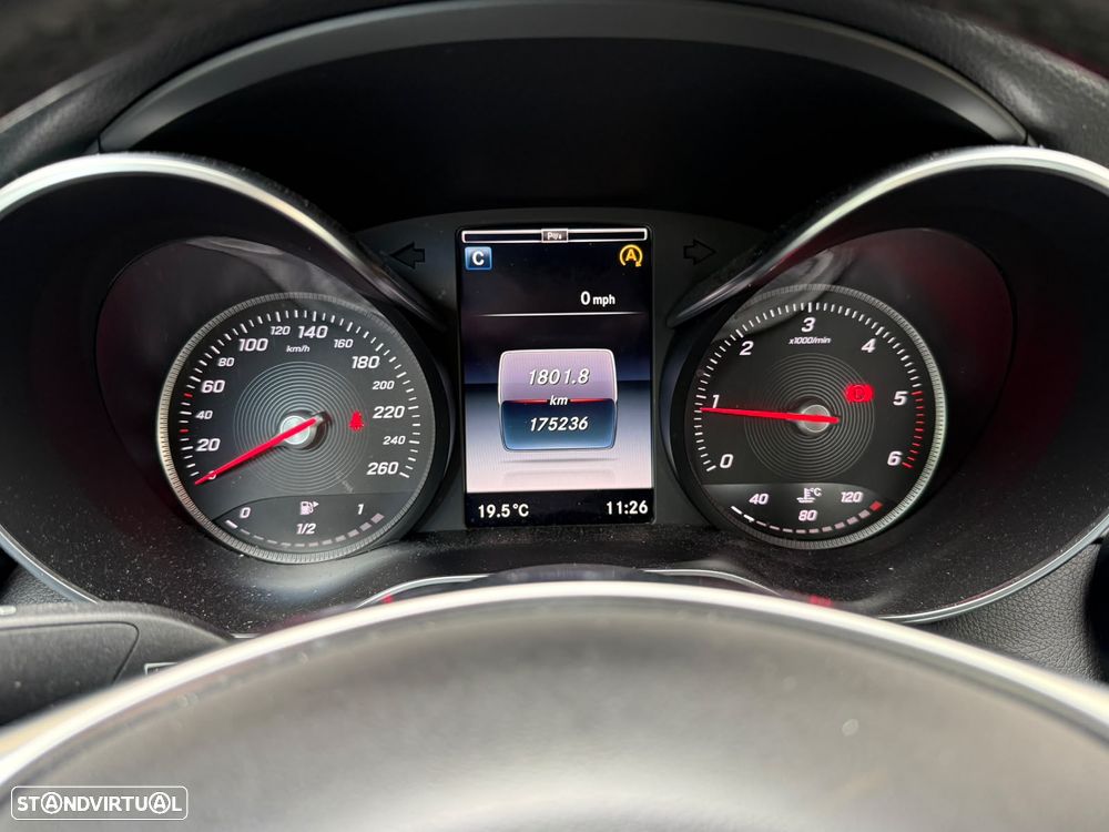 Mercedes-Benz C 180 BlueTEC AMG Line - 29