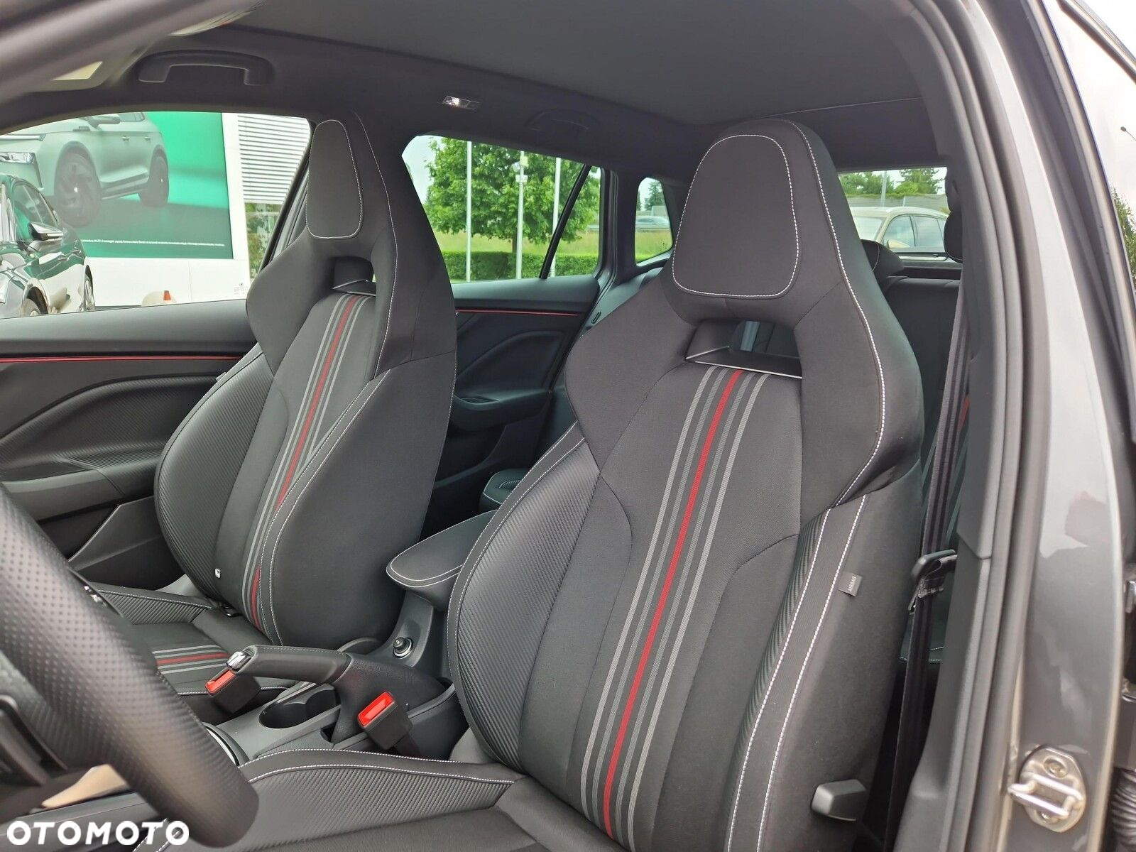 Skoda Kamiq 1.0 TSI Monte Carlo DSG - 12