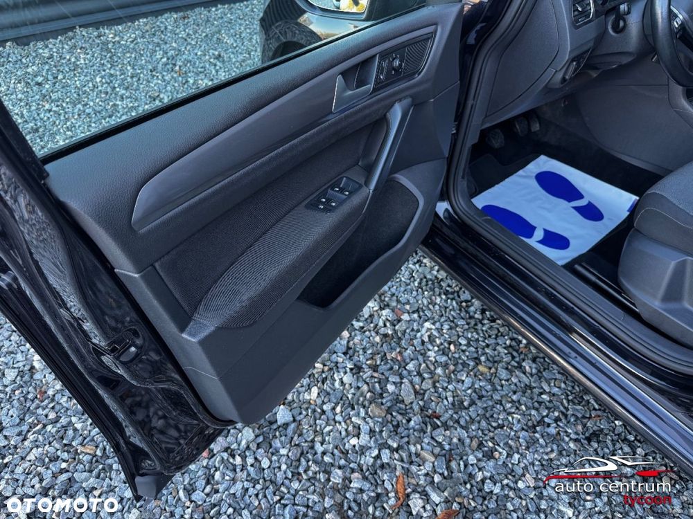 Volkswagen Golf Sportsvan - 37