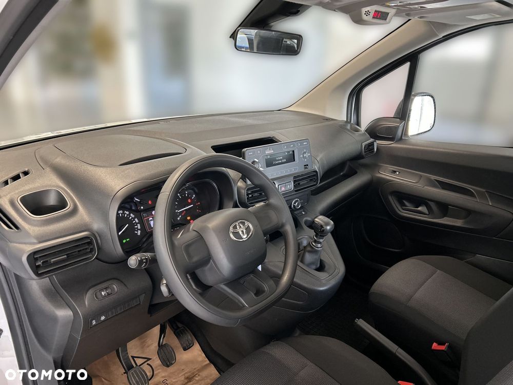 Toyota Proace City Verso 1.2 D-4T Combi - 15