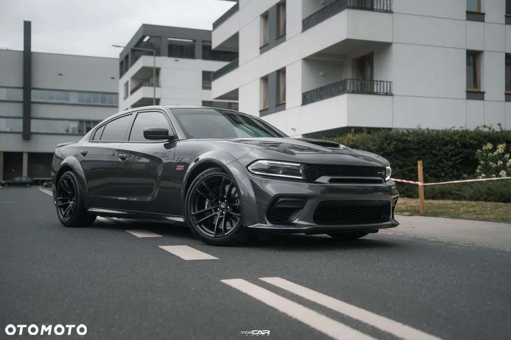 Dodge Charger 6.4 Scat Pack Widebody - 7
