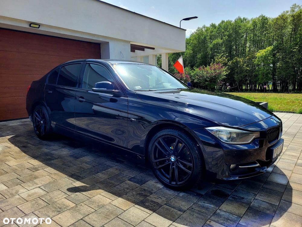 BMW Seria 3 320i Sport Line - 1