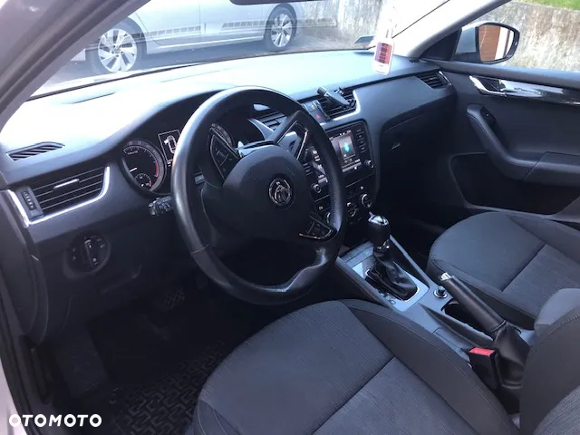 Skoda Octavia 2.0 TDI Ambition DSG EU6 - 10