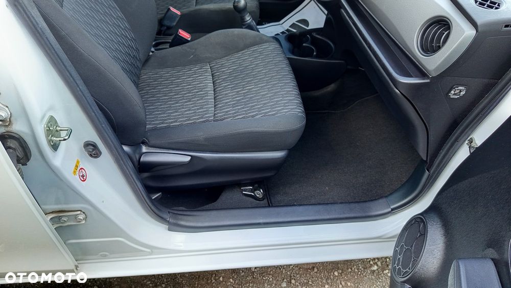 Toyota Yaris 1.0 VVT-i Life - 20