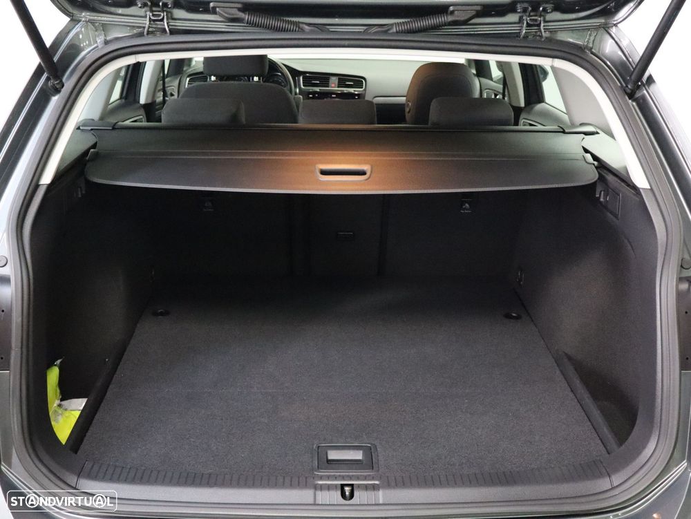 VW Golf Variant 1.6 TDi Confortline - 18