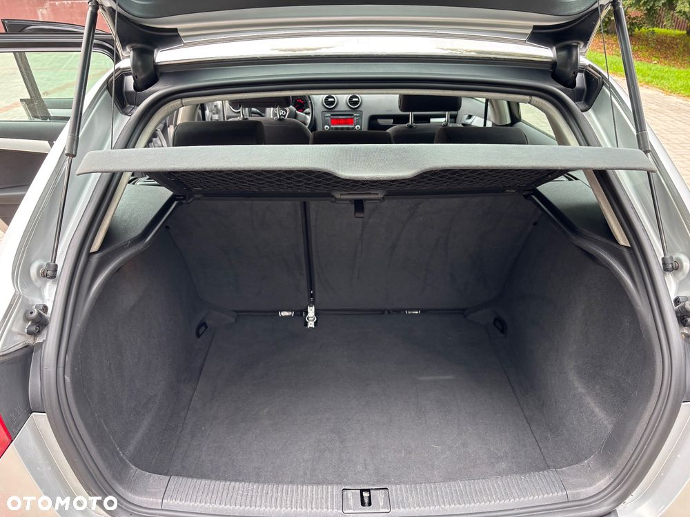 Audi A3 Sportback - 12