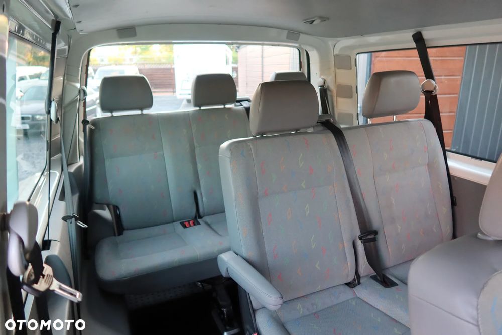 Volkswagen Transporter - 17
