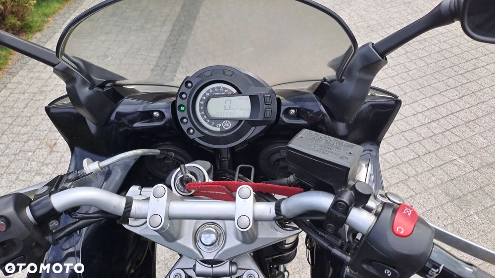 Yamaha FZ - 15