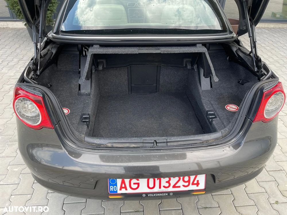 Volkswagen Eos 2.0 TDI DPF Exclusive - 28