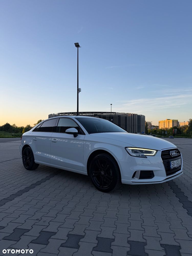 Audi A3 Limousine 35 TFSI S tronic - 4
