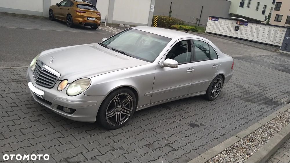 Mercedes-Benz Klasa E - 2