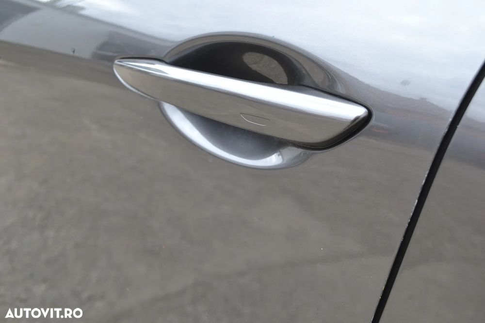 Mazda 3 e-Skyactiv X186 AT MHEV GT+ - 35