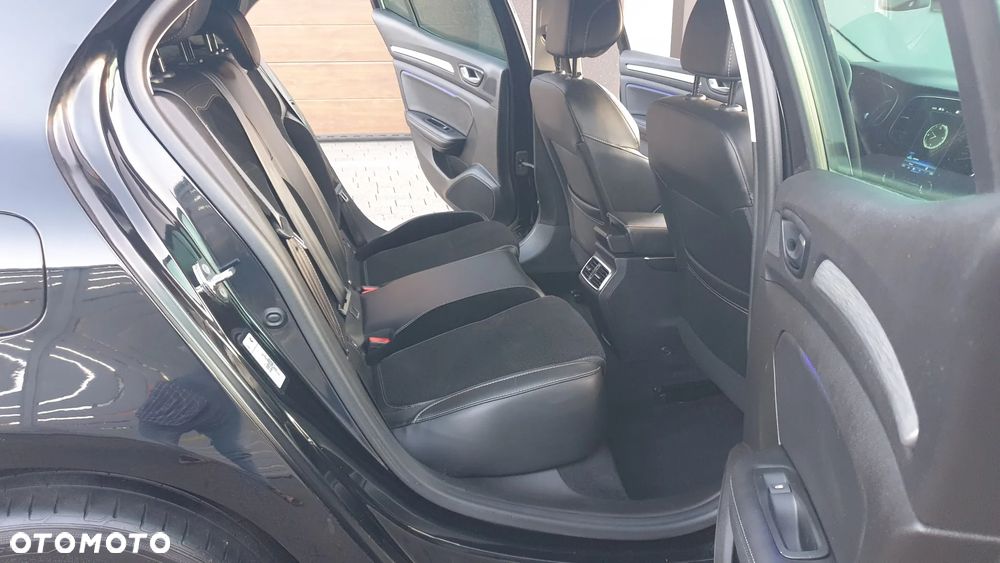 Renault Megane TCe 140 GPF BOSE EDITION - 24