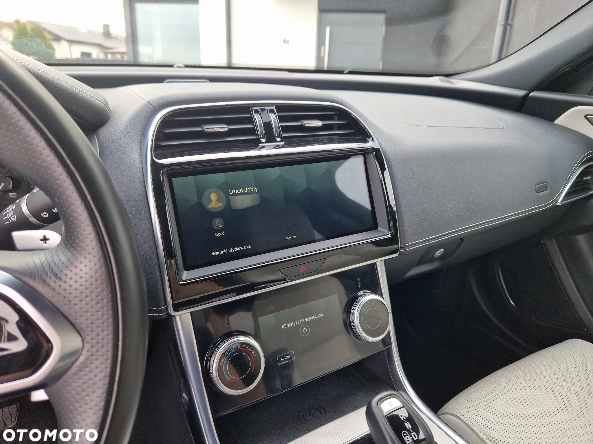 Jaguar XE 2.0 P300 AWD R-Dynamic Black - 13