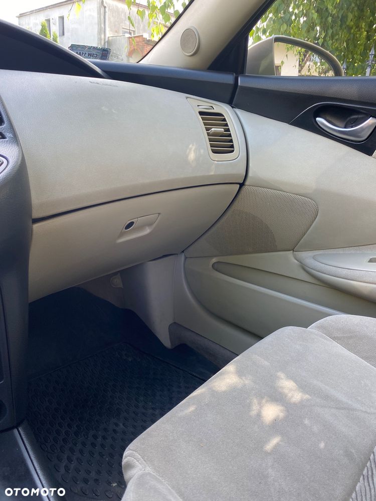 Nissan Primera - 7