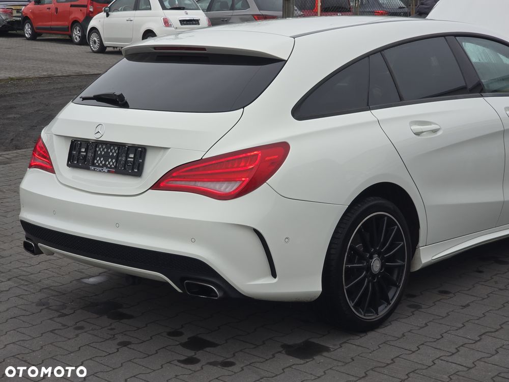 Mercedes-Benz CLA 180 AMG Line - 8