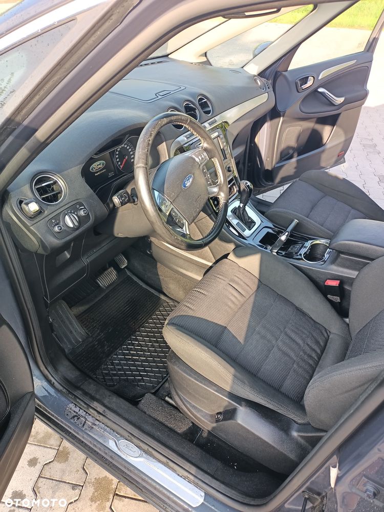 Ford S-Max - 6