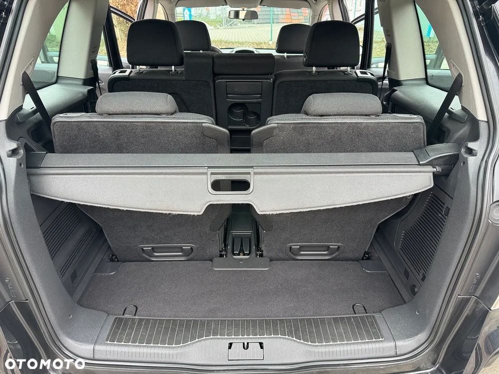 Opel Zafira - 24