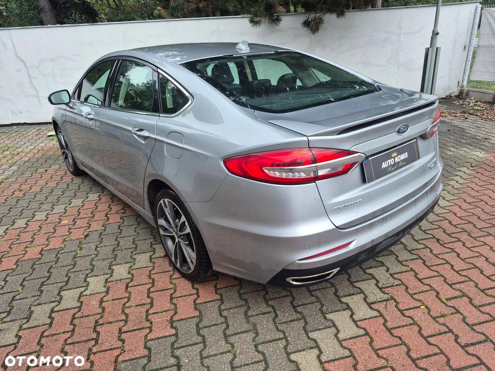 Ford Fusion 2.0 EcoBoost Titanium - 4