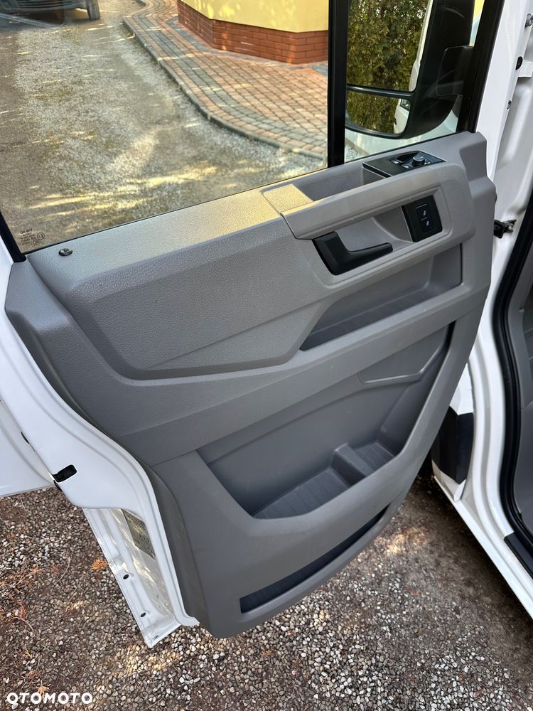 Volkswagen Crafter - 24