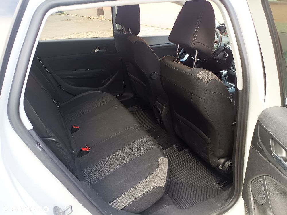 Peugeot 308 - 6