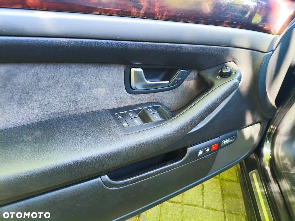 Audi A8 - 21