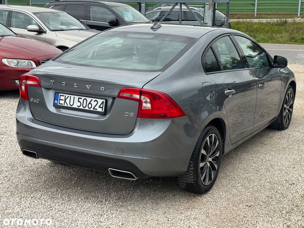 Volvo S60 D2 Kinetic - 33