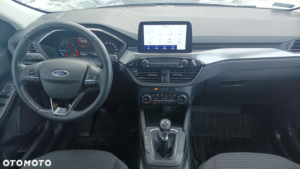 Ford Kuga 2.0 TDCi FWD Titanium - 14