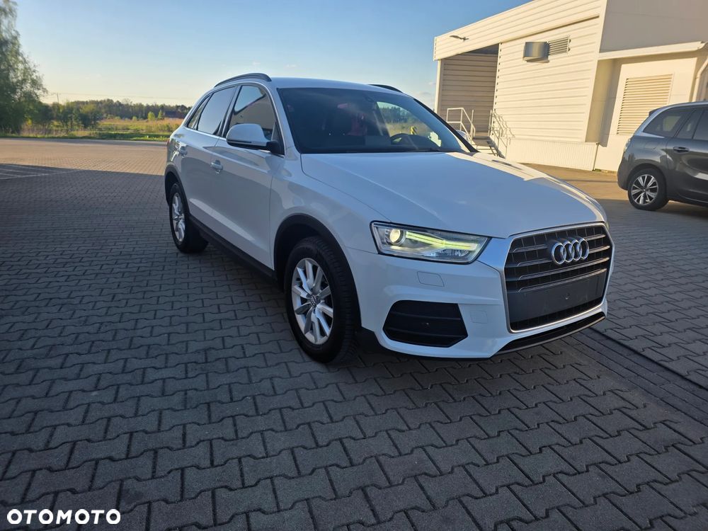 Audi Q3 2.0 TDI S tronic sport - 4