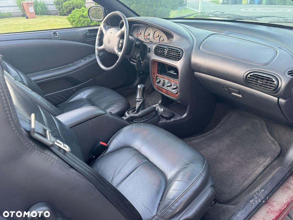 Chrysler Stratus LE 2.0L - 7