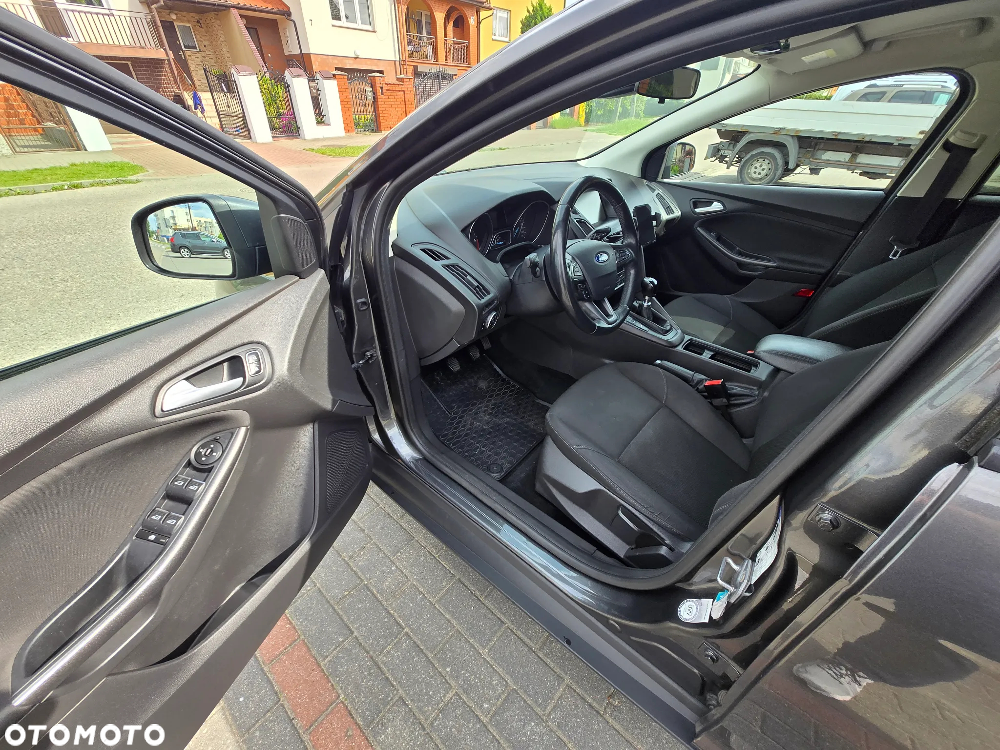 Ford Focus - 6