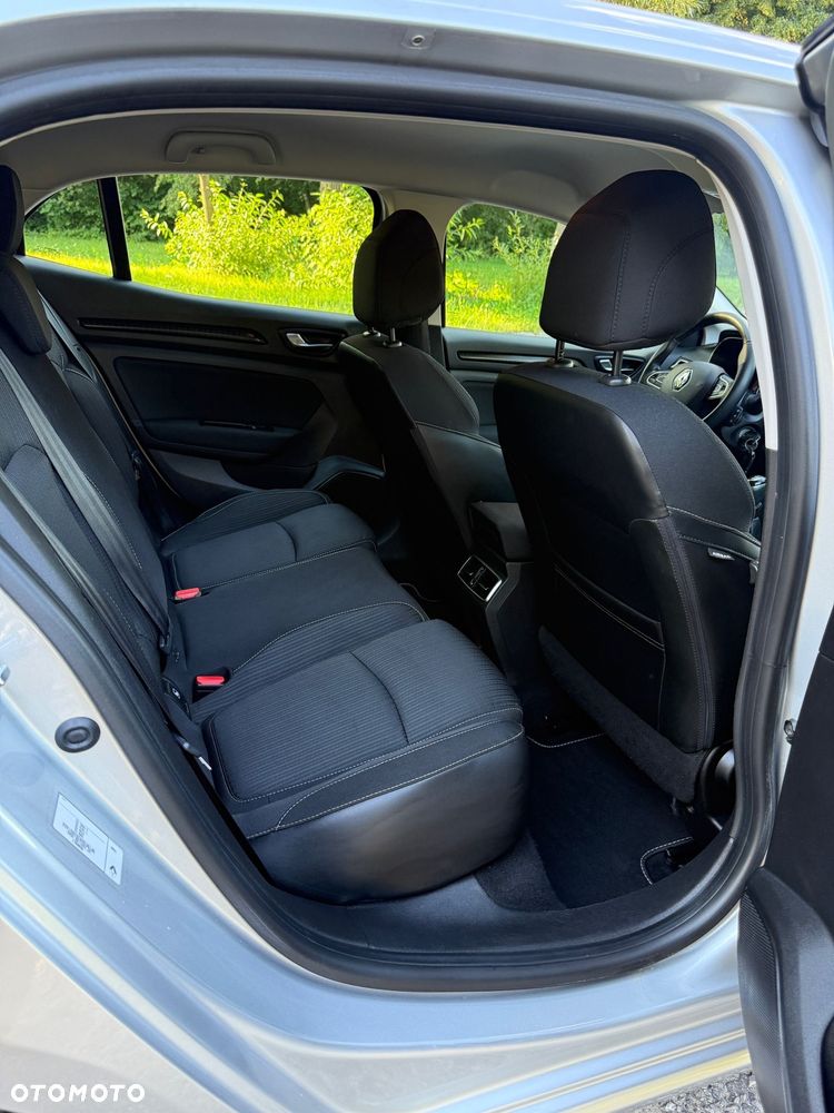 Renault Megane 1.2 Energy TCe Zen - 28