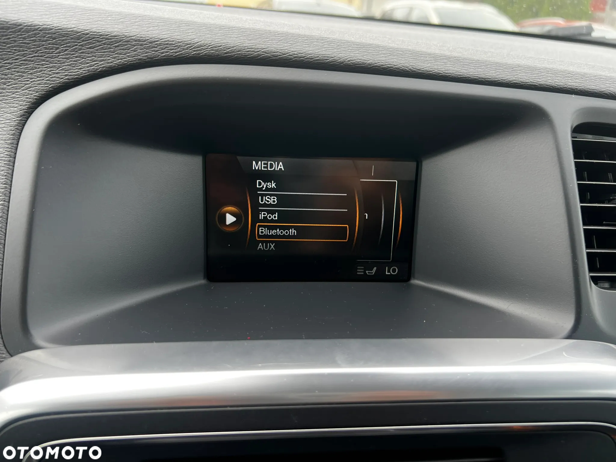 Volvo V60 DRIVe Momentum - 19