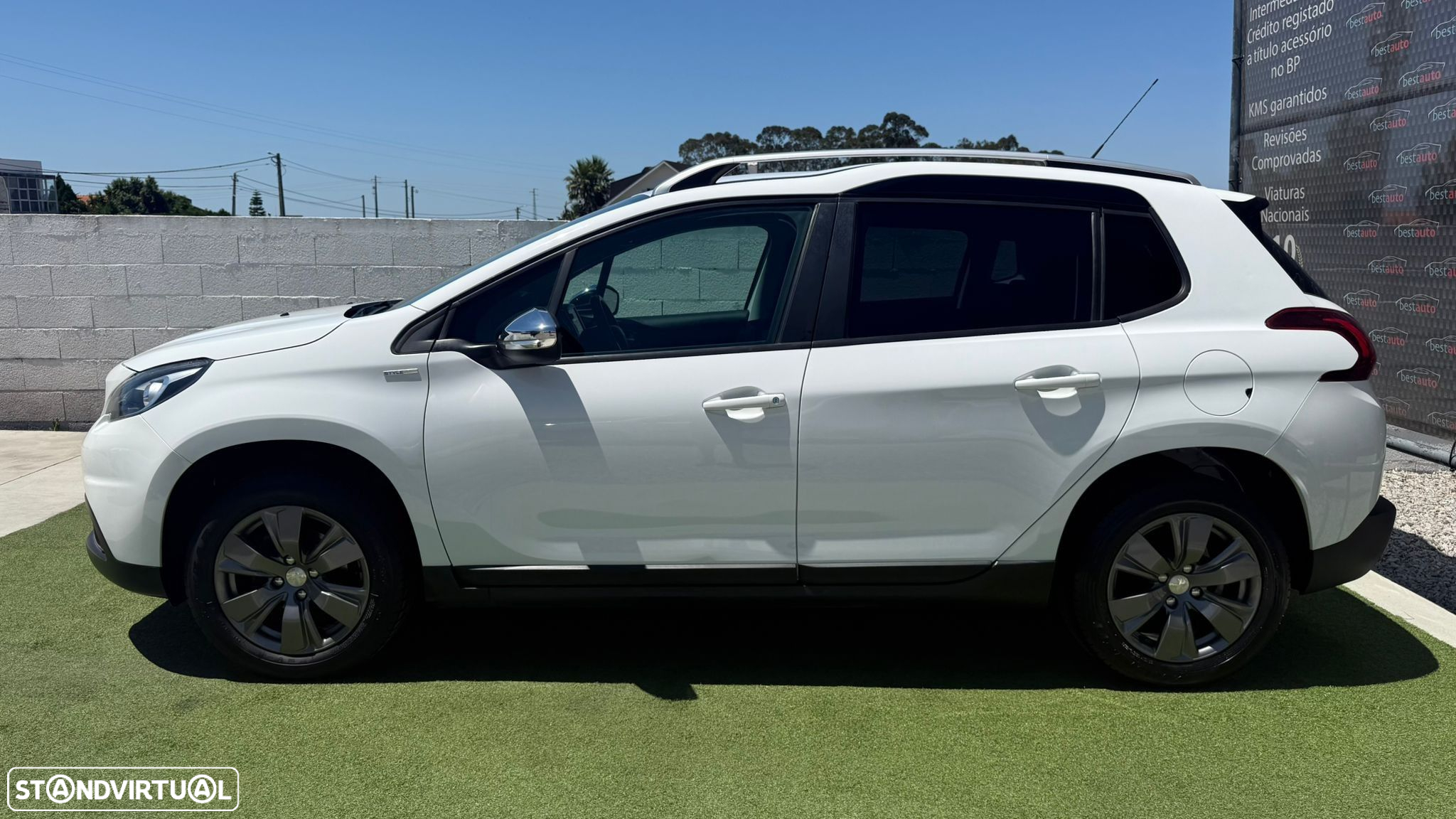 Peugeot 2008 1.2 PureTech Style - 11