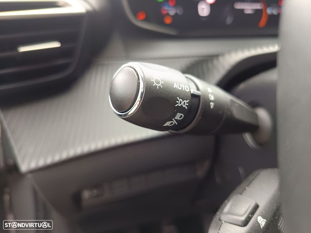 Peugeot 208 PureTech 100 Allure Pack - 26