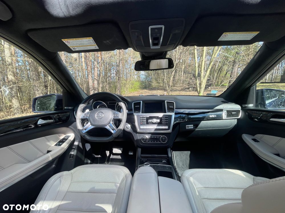 Mercedes-Benz GL - 16