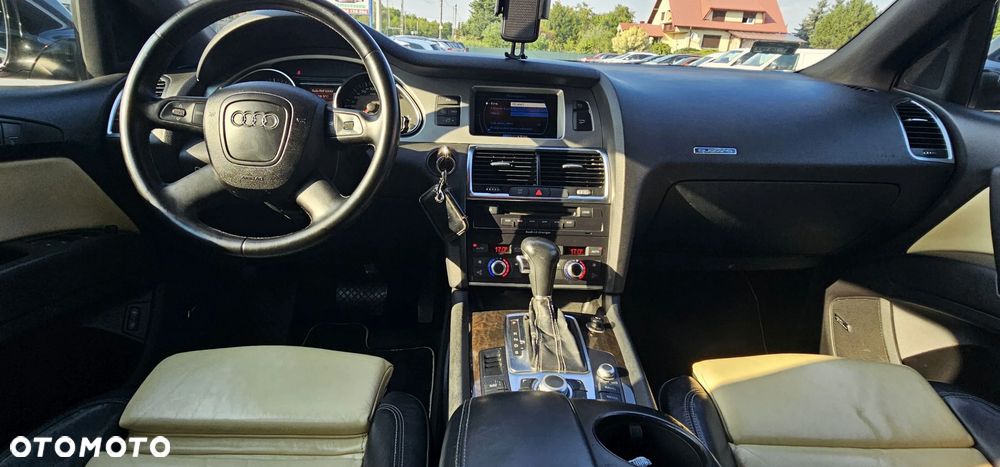 Audi Q7 3.0 TDI Quattro Tiptronic - 30