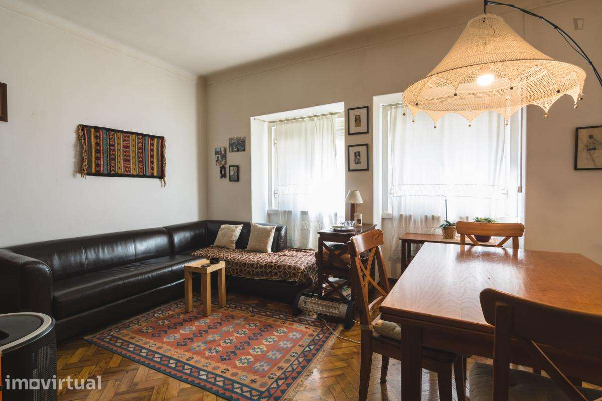 Quarto - localizado em Alvalade Lisbon - Grande imagem: 4/14