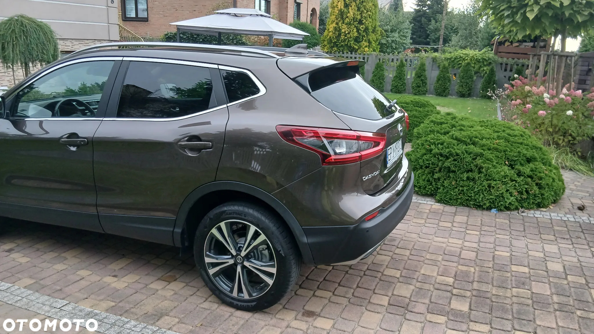 Nissan Qashqai 1.3 DIG-T N-Connecta EU6d - 16